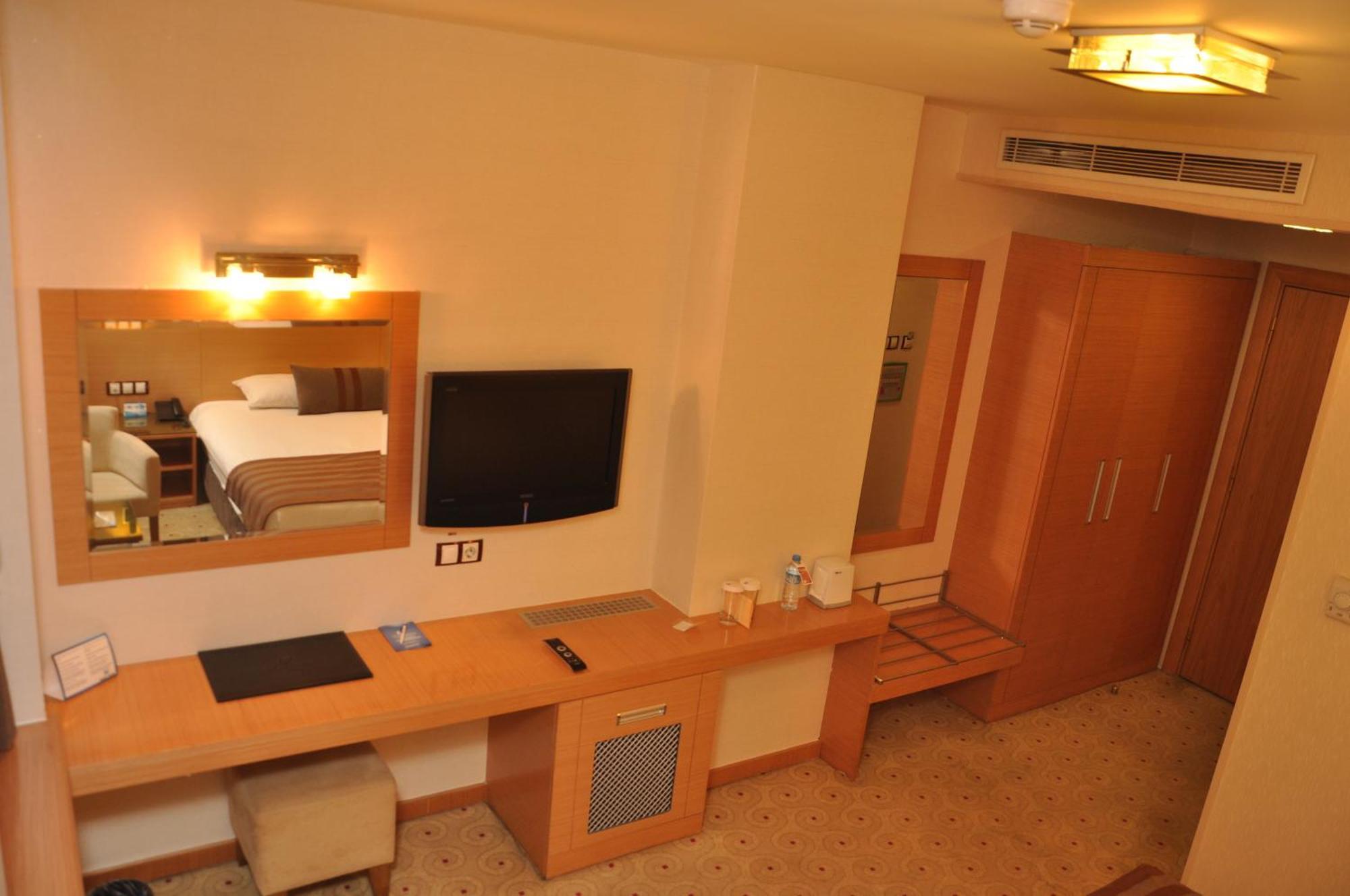 Gaziantep Plaza Hotel Room photo
